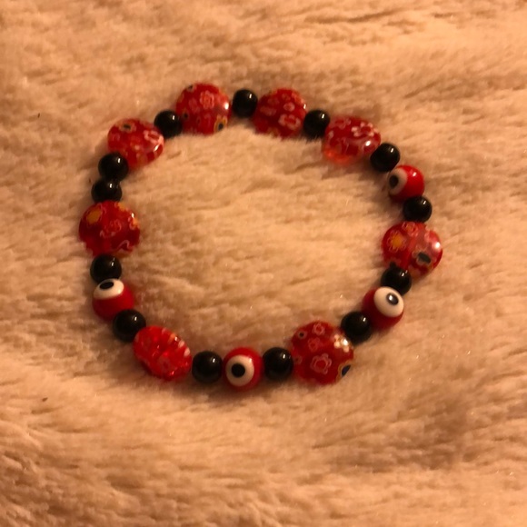Beautiful bracelet, red , black and white - Picture 1 of 1
